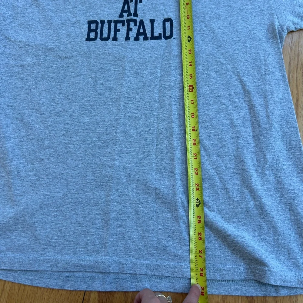 University Of Buffalo Grey Champion Cotton Short Sleeved Shirt Size XL - Picture 8 of 9